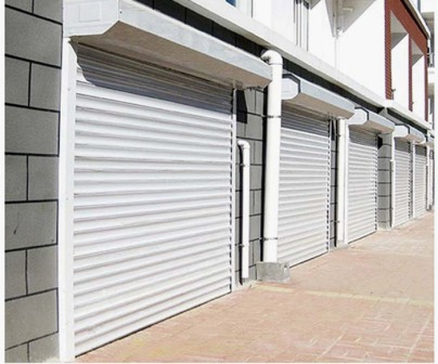 Rolling shutter door